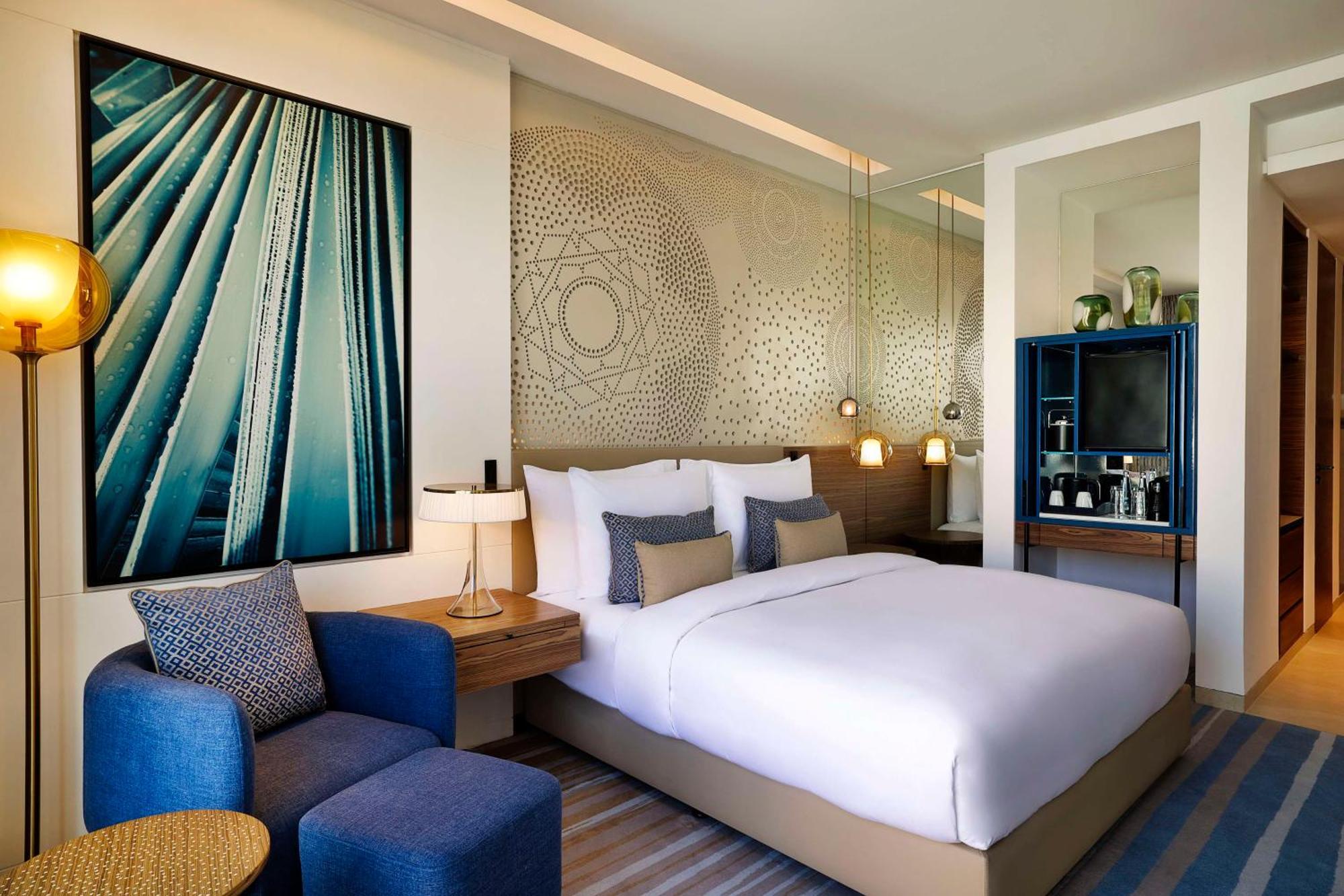 Tumbi West Palm Beach Hotel Dubai,Tapestry Collection Hilton ภายนอก รูปภาพ